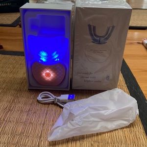 360• Electric toothbrush with cold light